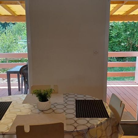 Mobilhome Lac De Guerledan Caurel  Екстериор снимка