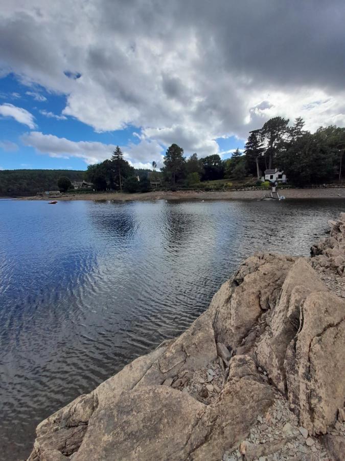 Mobilhome Lac De Guerledan Caurel  Екстериор снимка